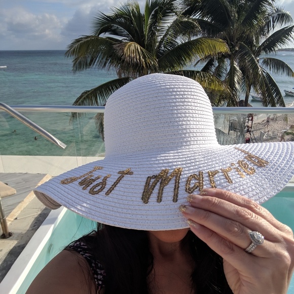 Just Married Sun Hat - Honeymoon/Bride/Mrs. Hat - Picture 5 of 5